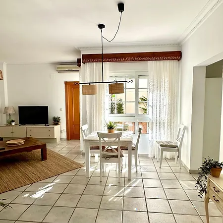 Casa Calma & Patio دينايا