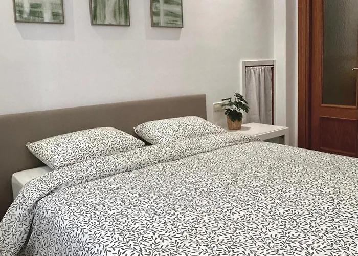 Casa Calma & Patio بيت للعطل